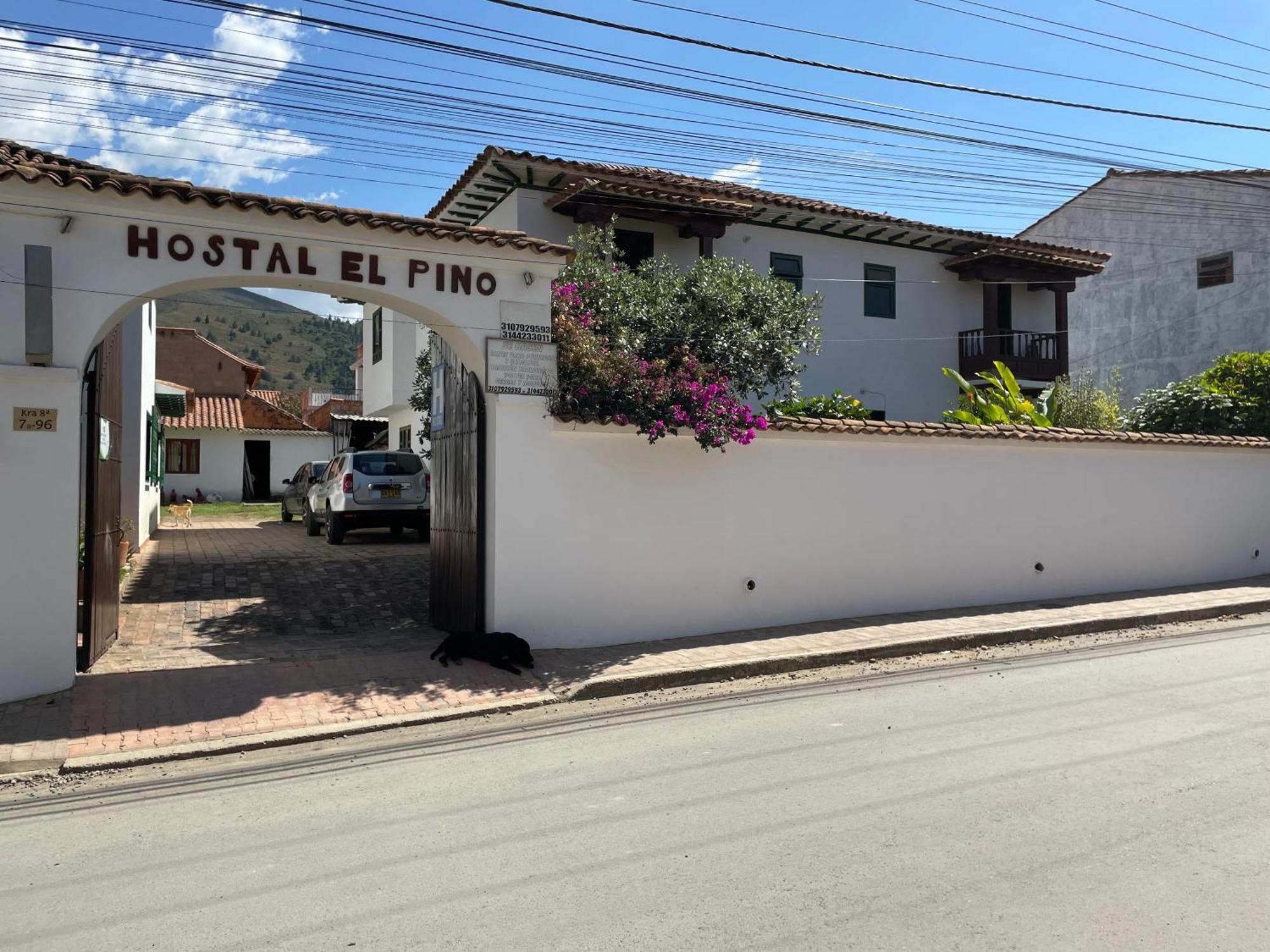Hostal El Pino Villa de Leyva Extérieur photo